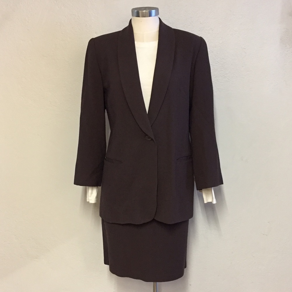 Holt Renfrew Skirt Suit